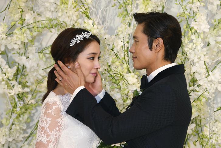 Lee min jung wedding deals dress