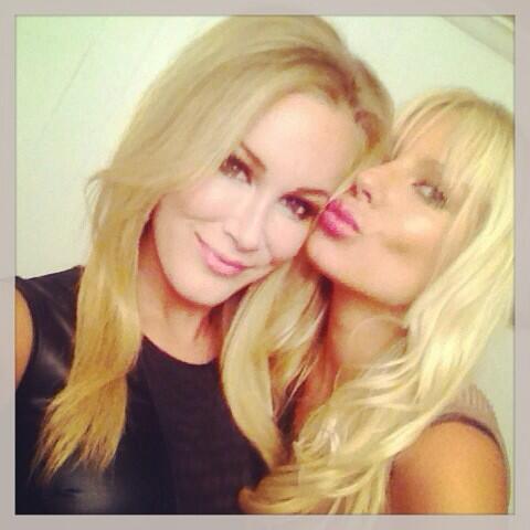 AnyaBenton's tweet image. Hello #lovah @Jenni_Burns #kisses 💋