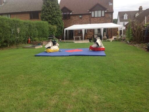 Rpmiles30's tweet image. Getting ready 4 tonight's family BBQ  (in case there's a row) #settleit