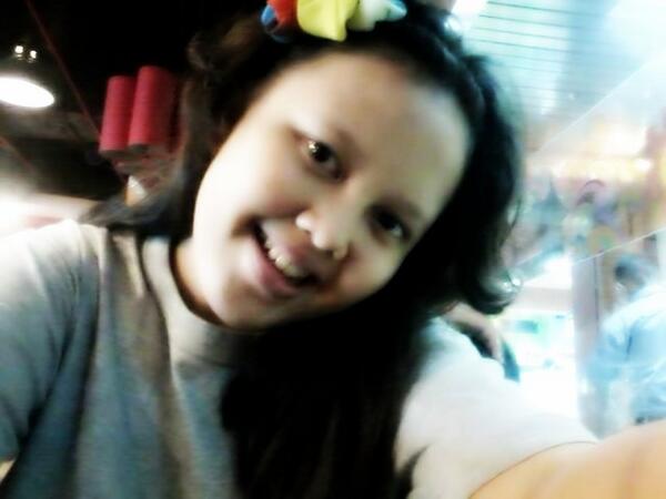 deanfaizah's tweet photo. haha http://t.co/mVeoVX4o7S