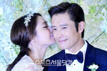 [10/8/13][Pho/Vid] TOP tham dự lễ cưới của Lee Byung Hun BRTQAikCYAAZSdh
