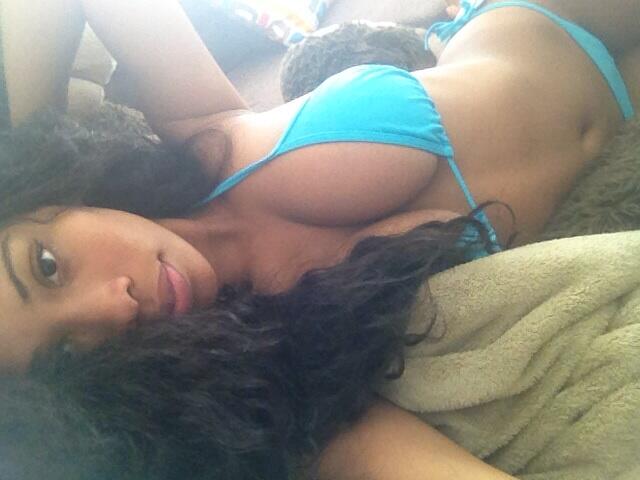 👙🐰 http://t.co/OUSttdTQ9b