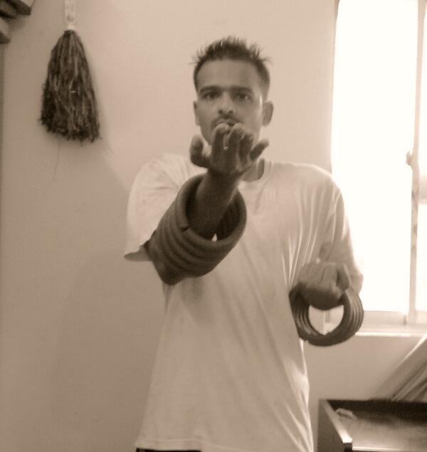 asadkhan_1979's tweet image. I know I need to work on my centerline, hope you are doing well. @SifuMcIlwrath #SilLimTao with metal rings.