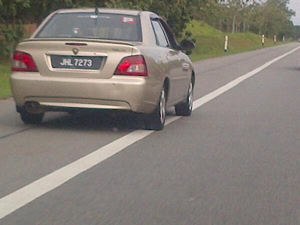 More of em .. <a href="/PDRMsia/">Polis Diraja M'sia</a> pls take action! They're are dangerous &amp; so inconsiderate .. disgusting! #trafficoffenders