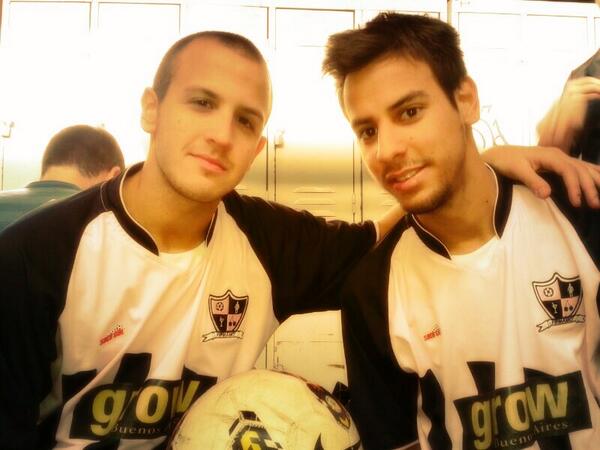 Los goleadores del equipo, en el vestuario tras el partido cc <a href="/marcesorace/">Marcelo Sorace</a> <a href="/lucaspalu/">Luquita</a>