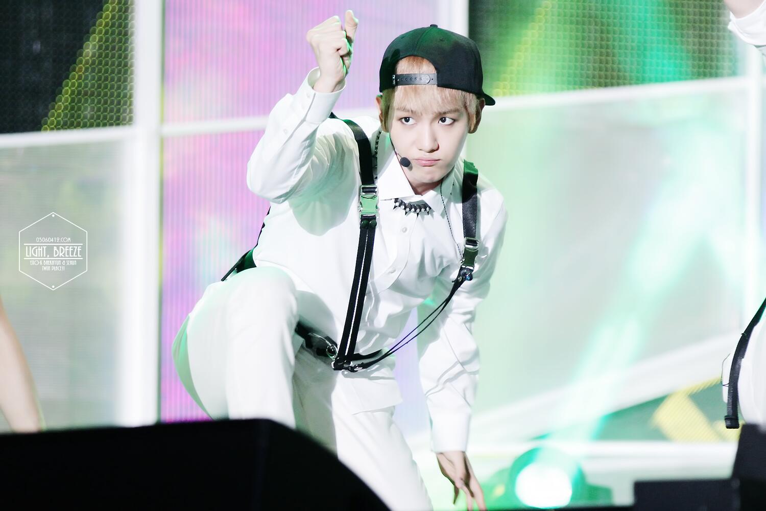 BRYu63VCIAA08HV.jpg:large