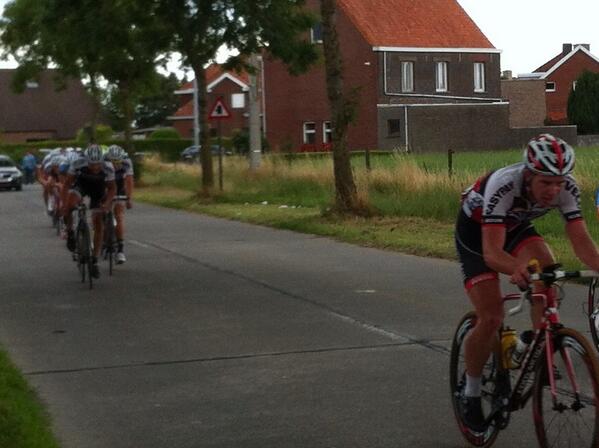 sharpready's tweet image. #SharpReady atleet Evert Vanneste in volle insp. tijdens beloften koers in Tielt, top tien en nog 20 km koers