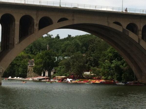 LeidBackCharter's tweet photo. @georgetown http://t.co/JopdMEWcCB