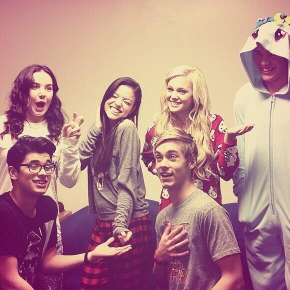 Party!!! 😃😃😃