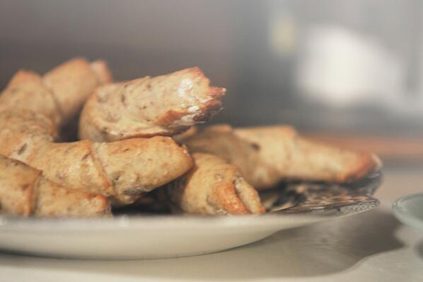 panemkitchen's tweet image. Better than never: #District11 #seedbread on #PanemKitchen: panemkitchen.com/district11/dis… #HungerGames #CatchingFire