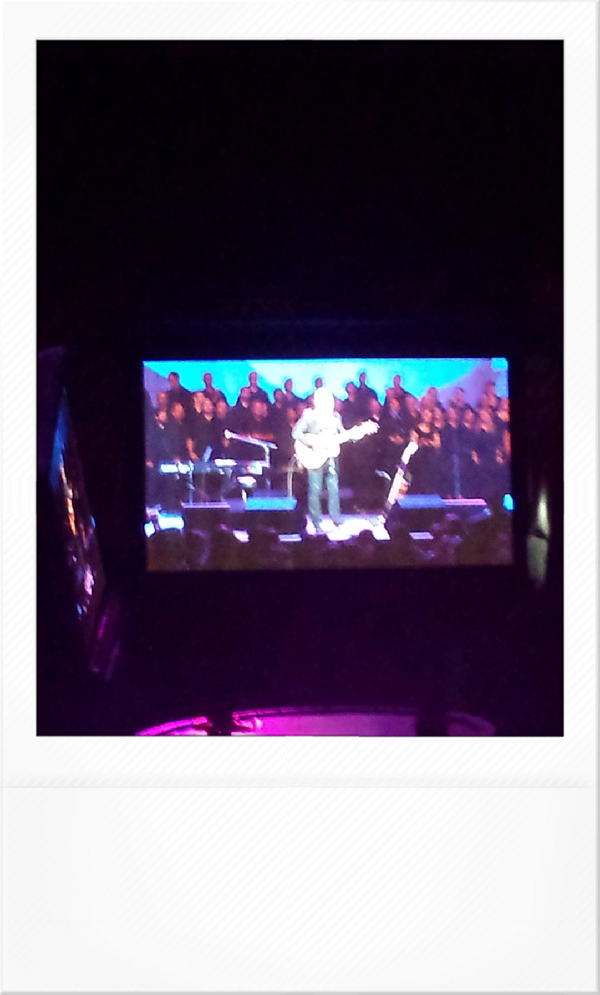 luv133's tweet photo. Yay!!!!....Steven Curtis Chapman!!
"HOW GREAT IS OUR GOD" love this song.. http://t.co/AgTinz8Yc2