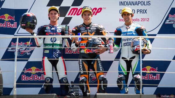 JesSanSan's tweet photo. #SpecialMotoGPIndianapolis Podio Moto2 en 2012, mis admirados @marcmarquez93 @PolEspargaro y @JulianSimon_60 Grandes. http://t.co/oO9JvADrtw