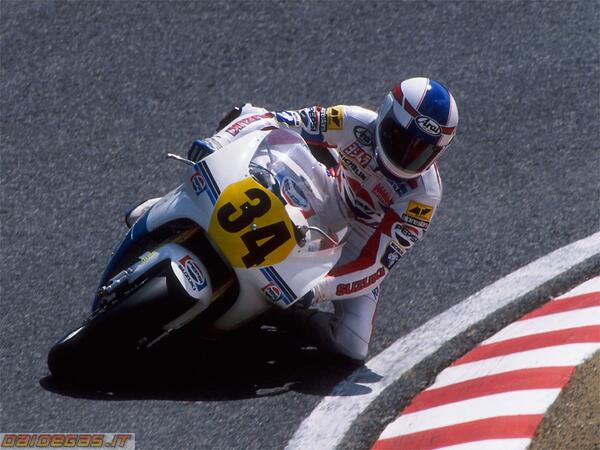 JesSanSan's tweet photo. #FF para @MartinoMoto gran amante del motociclismo, con conocimiento y criterio, cuyo número es el #34 de Schwantz. http://t.co/cWSMfEPC8o