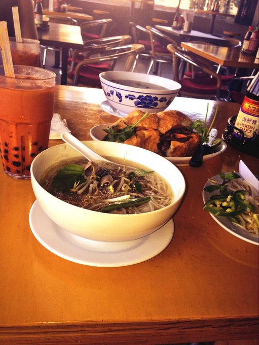 Pho City bitch, pho pho city bitch. 😜🍜😍 http://t.co/zdBrrFgTGH<a href="/tag/brrr"class="tags"><span>#brrr</span></a>
