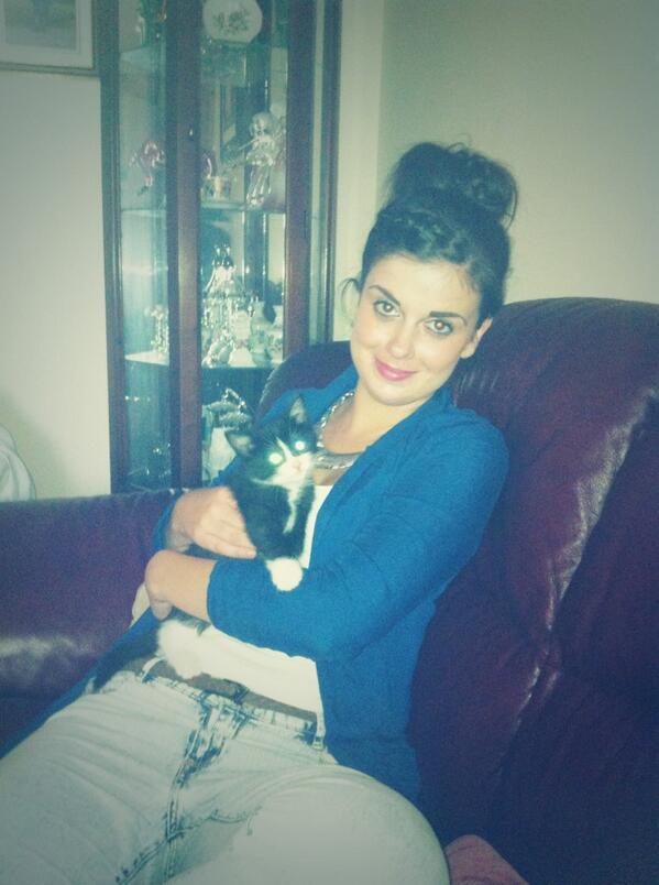 Myself and the kitten #hessocute
