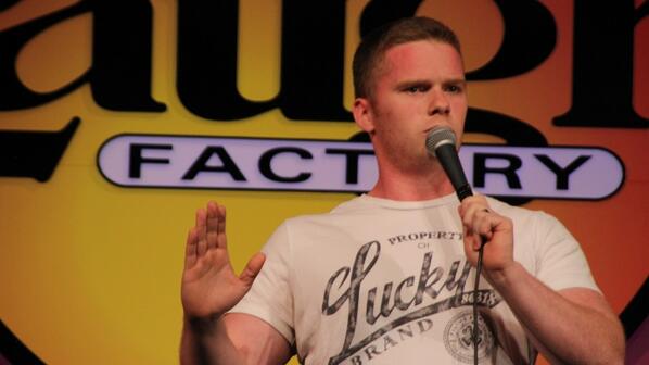 russwilliamsiii's tweet image. @EvanWilliamsComedy &quot;@ChiLaughFactory: .@EvanDubbz stopped in for a guest spot! #ChicagosBestStandUp #ChiLFLive http://t.co/tggvlpeaIV&quot;