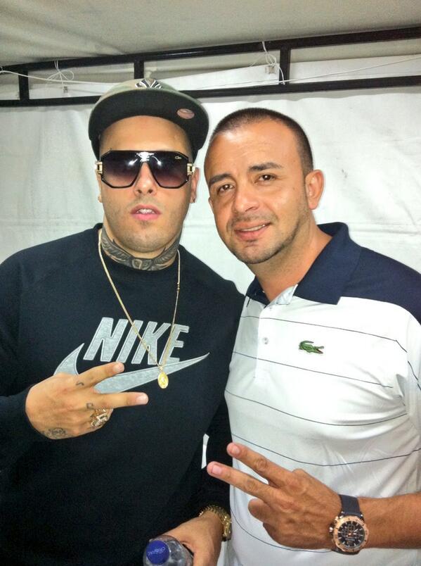 blam_f's tweet photo. Con mi pana @NickyJamPR en el cierre de car audio que chimba de show te tiraste Pai! http://t.co/OiaWYMaQiB