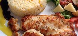SaborPerfeitto's tweet photo. Almoço @SaborPerfeitto: Creme de Galinha, Asinha Frita, Parmegiana Carne e Frango, Frango Grelado e Salpicão http://t.co/uIQgQ6eyx4