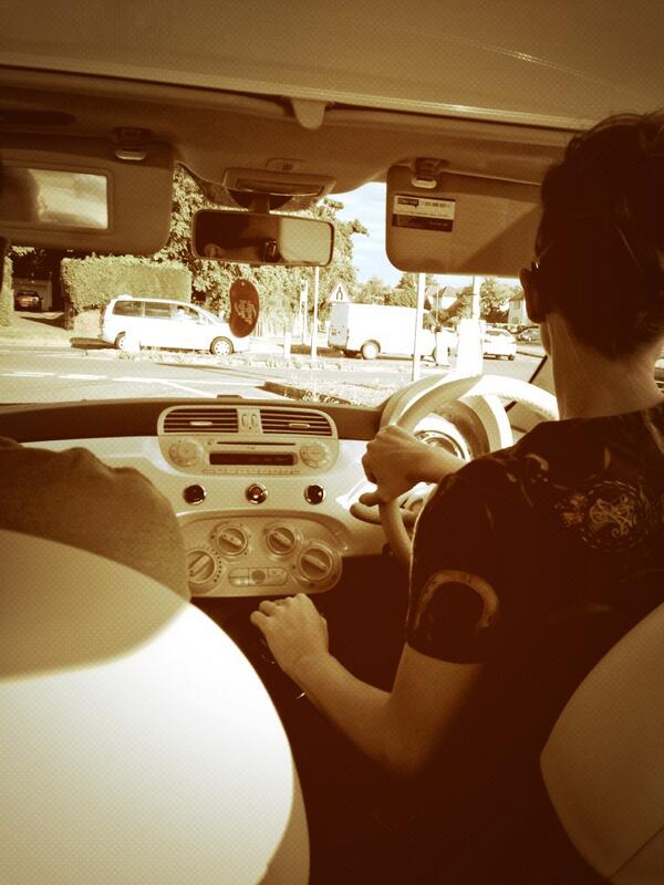 GabriellaClark's tweet photo. Road triiiip! @Fran_M_Clark http://t.co/aytgqZkvcy