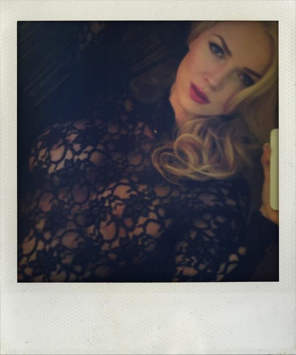 ncilla's tweet photo. Photoshoot today! Sexy tidbits :) nsfw http://t.co/TfvBaji9hD