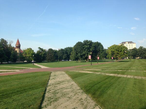 Dr_Fus's tweet image. It&apos;s the calm before the storm this week on the @OhioState oval #classesstartsoon