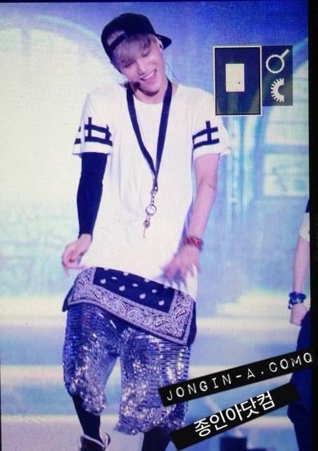 jingxiudou's tweet photo. Jongin so cute ;u; cr: jongina http://t.co/QPcH42NWHq