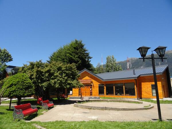 Red_Bibliotecas's tweet photo. #Biblioteca de Aysén, Chile. http://t.co/MOoRrylosA