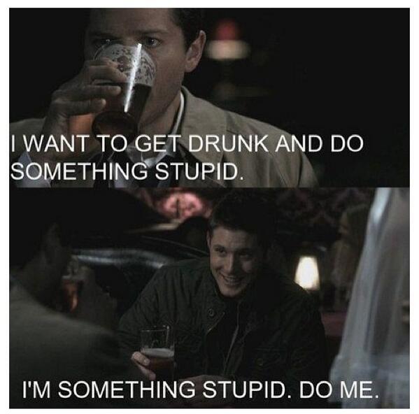 DisneyClock's tweet image. Thank you to everyone who has helped us get to 200followers! Here's some Destiel to celebrate :') #Supernatural