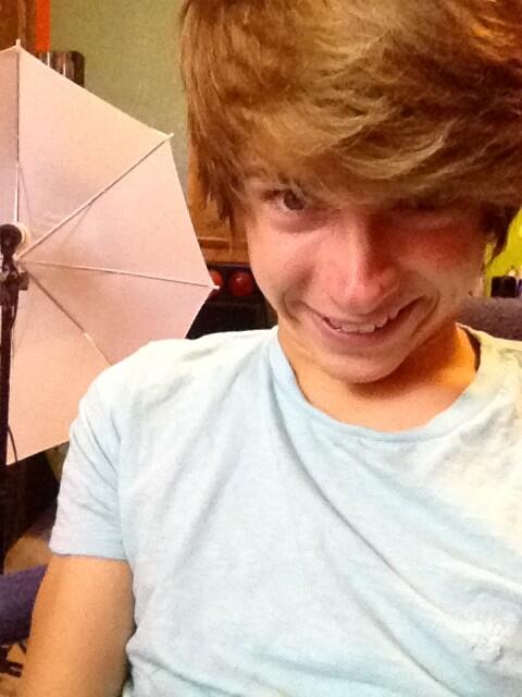 LukeKorns's tweet image. @LifeO2L luv me