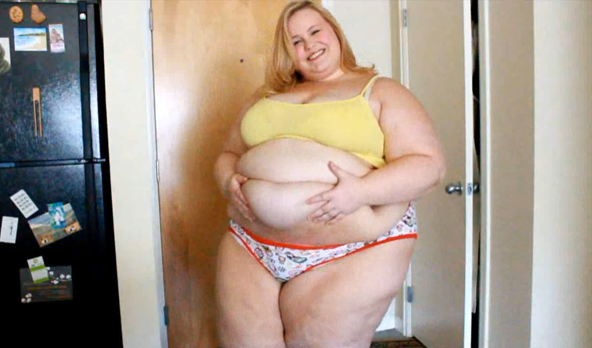 ClipsOnDemand.xxx on X: #SSBBW Foxy Roxxie weighs In  t.co5Imf1WEQS7  X