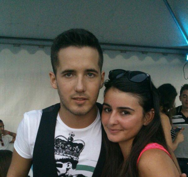 AlmaLadrero's tweet photo. @JoshOficialN1 Me encantó verte y me emocioné mucho con angels ojala me siguieras teq guapo, y vuelve a Benidorm yaa http://t.co/1RdTHOQAAT