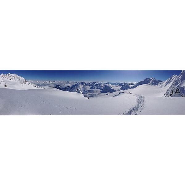 franer_k's tweet image. #distortedreality by piratecrew