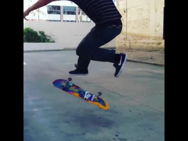 sam_jarom's tweet photo. Dope ass Frost @erickoston...but why you suck at skate comps now? http://t.co/1St6LBNXe5
