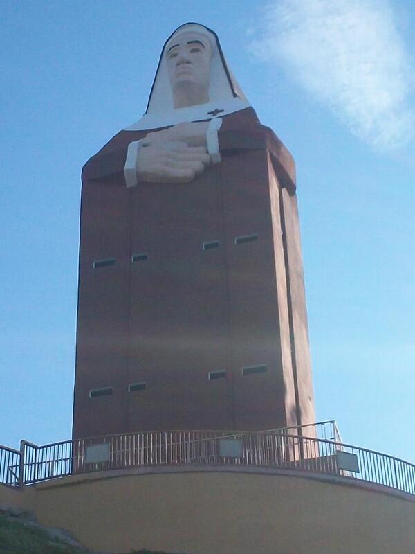 GestionFranco's tweet photo. #RoscioTurismo Te Invitamos a Visitar el Santuario de la Beata Madre Candelaria de San José. http://t.co/tbGn2bzv0S  @minturvenezuela