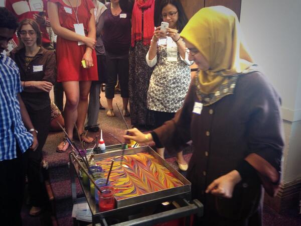 krithika's tweet photo. Live #Ebru (Turkish Marble Painting) demonstration at last might's program. Absolutely #beautiful. @NAINInterfaith http://t.co/WQAmFRIhO6