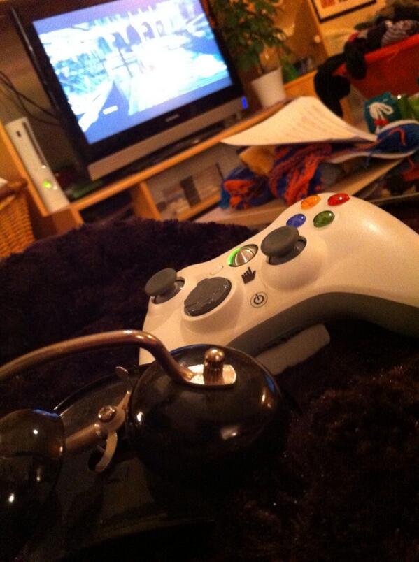 Alarma5's tweet image. Chillin' with some #ACII