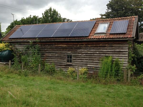 neilgreentech's tweet image. Another installation today using a 320w BenQ Sun Forte premium module. Contact us for a free advice and quotation.