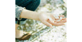 b39602591's tweet photo. ♥ ♥ لاشيء يُظهر الجمال كَ لحظہ الخجل ♥ http://t.co/mKMbgA5gtI