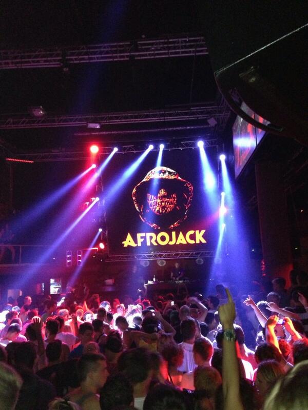 SwainClare's tweet photo. @djafrojack absolutely amazing!! #getmebacktoibiza #timeofmylife http://t.co/P2xfu8xj2F