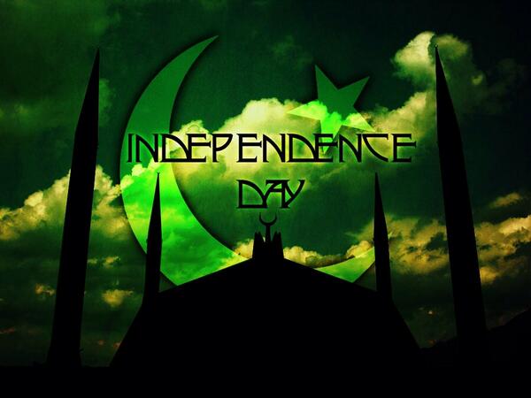 PakistaniProb's tweet photo. HAPPY INDEPENDENCE DAY PAKISTAN! I HOPE ALLAH BRINGS THIS BEAUTIFUL COUNTRY PEACE Inshallah, PAKISTAN ZINDABAD!❤💚❤💚❤ http://t.co/a8bZjNTk7g