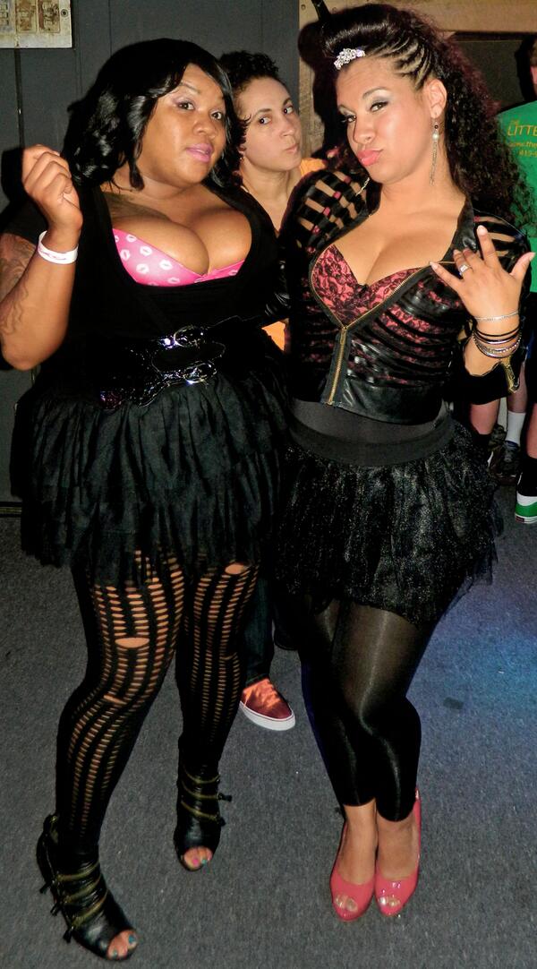 So much fun at the last Visible ShowCase and Concert with my Sis <a href="/WhoIsChaCha/">chacha</a>