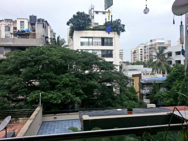 bharats's tweet photo. Bombay apartments http://t.co/cRgc2qGhlE
