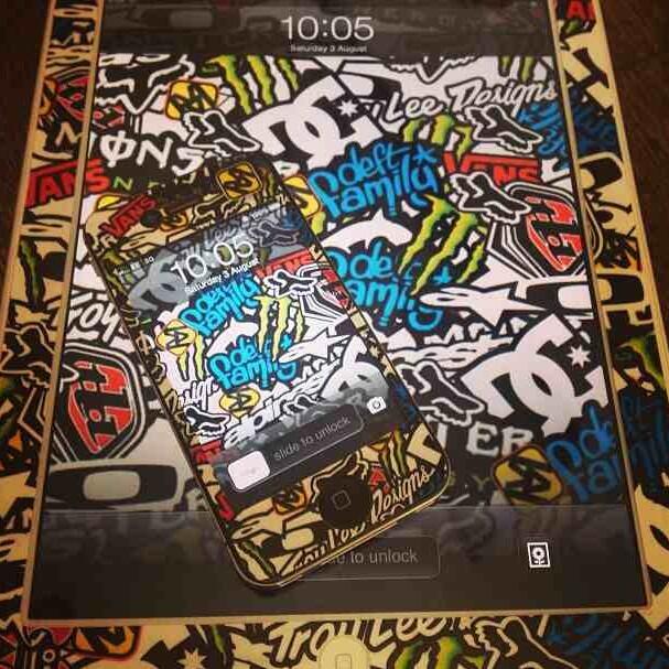 Merge Decals On Twitter Ipad And Iphone Sticker Bomb Graphics