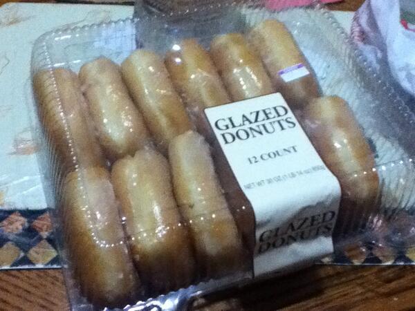 PloyM97's tweet image. Just bought it from Kroger, I just can't stop looking at it. #sweetproblem