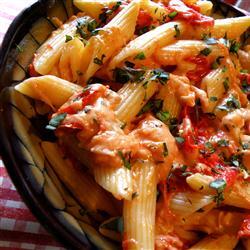 UTKHomeCooked's tweet image. Next meal will be tomato basil penne pasta w/ brownies for dessert! #homecooked #seepic