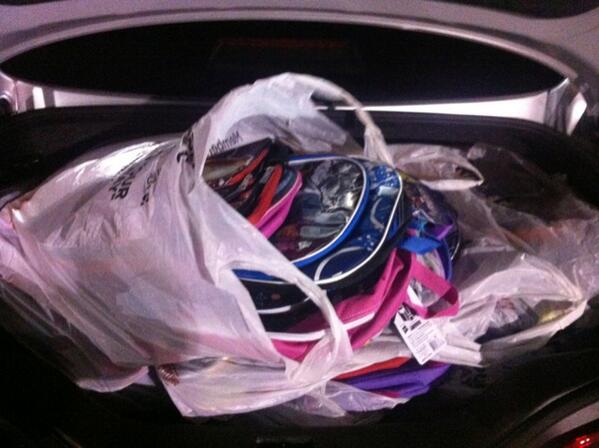 ShugaShady's tweet image. Can't even close the trunk in da coupe. Should've went 4doors @scrapye #Tools4School #FantasyWednesdays @DreamMiamiFL