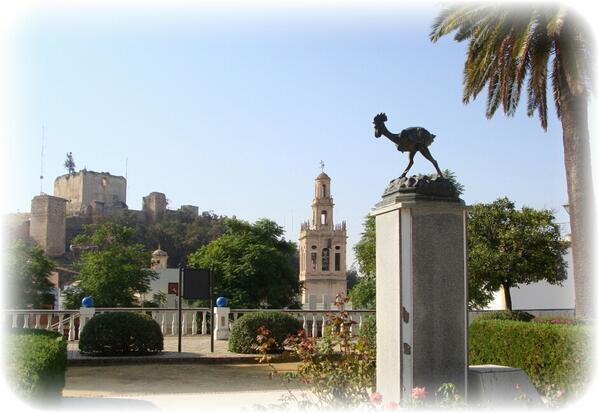 _Paisajes_'s tweet photo. Moron de la Frontera (Sevilla) ciudad que presume orgullosa de sus campos andaluces. http://t.co/MFWotUWzhH