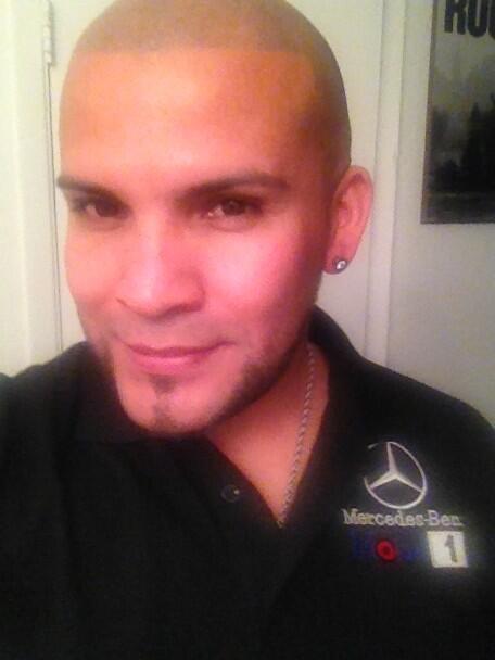 OmegaSonideros's tweet photo. Omar  omega   En brek    Vienes  buenas  noticias   !!! Sube le  nivel   Omega http://t.co/jdi2OqWJ2y