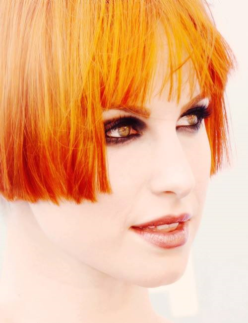 FotoParamore's tweet image. #MTVHottest Paramore

Esse olhar
me deixa louco