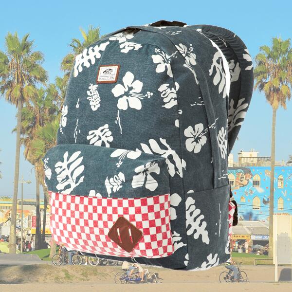 Surfdome on Twitter: "Aloha, backpack giveaway DAY 4! RT to #WIN this Vans  Old Skool Backpack! Check it out: http://t.co/qQQC1UcZQA  http://t.co/e3hzVul117" / Twitter